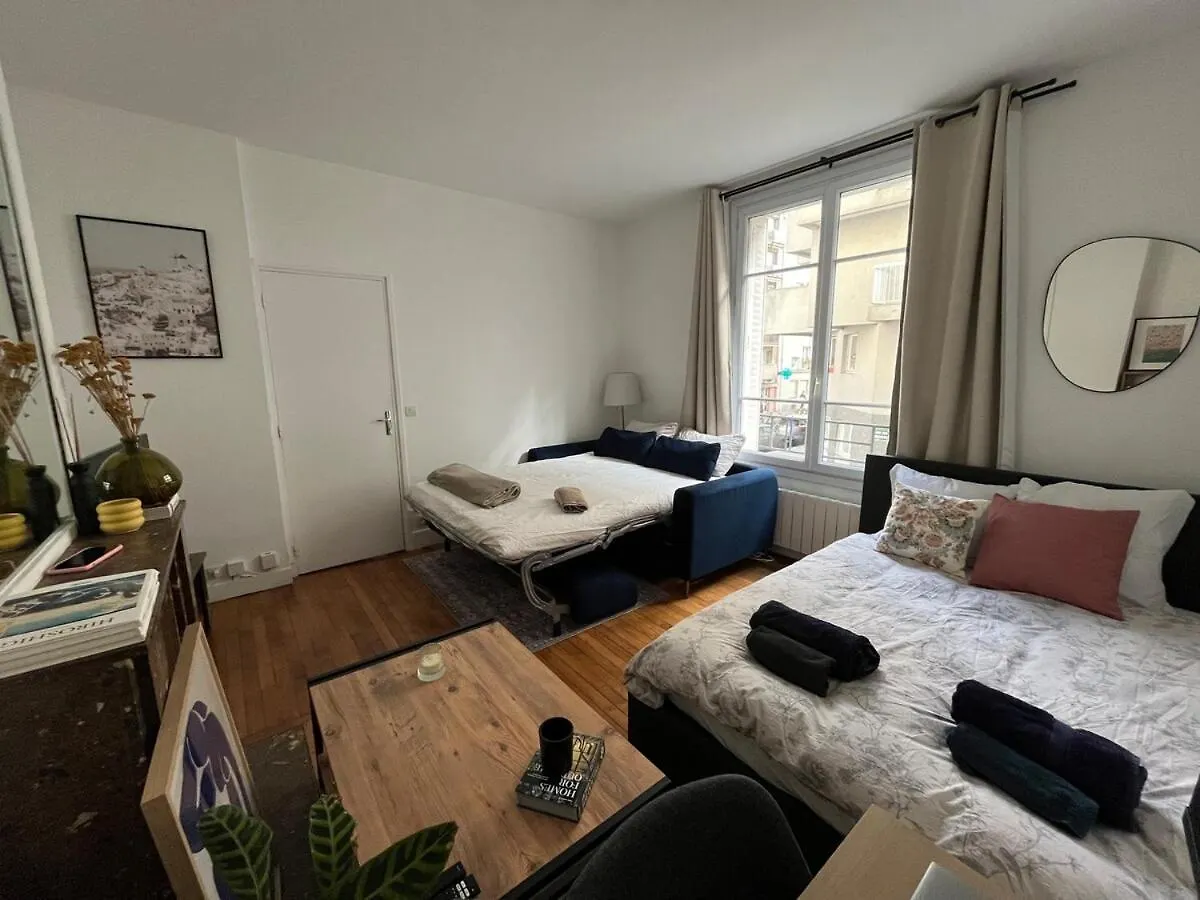 Apartamento Charming Flat At The Heart Of París 0*,  Francia